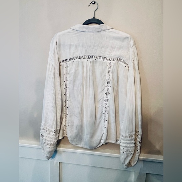 Free People Summer Stars Button Down Top - Size M - Picture 5 of 6